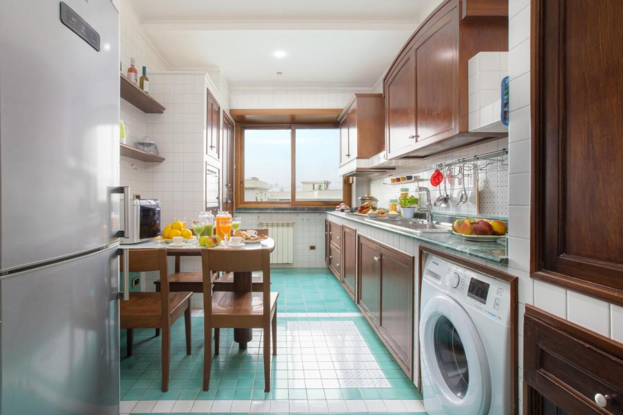 Sorrentovibes - Family Home With Terrace & Amazing View In Sorrento Center Exterior foto